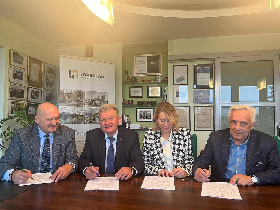 Podpisanie umowy z Gminą Tuczna na wykonanie przebudowy drogi nr 1051L