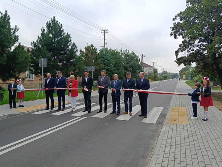 Oficjalne otwarcie drogi powiatowej nr 1051L w Tucznej